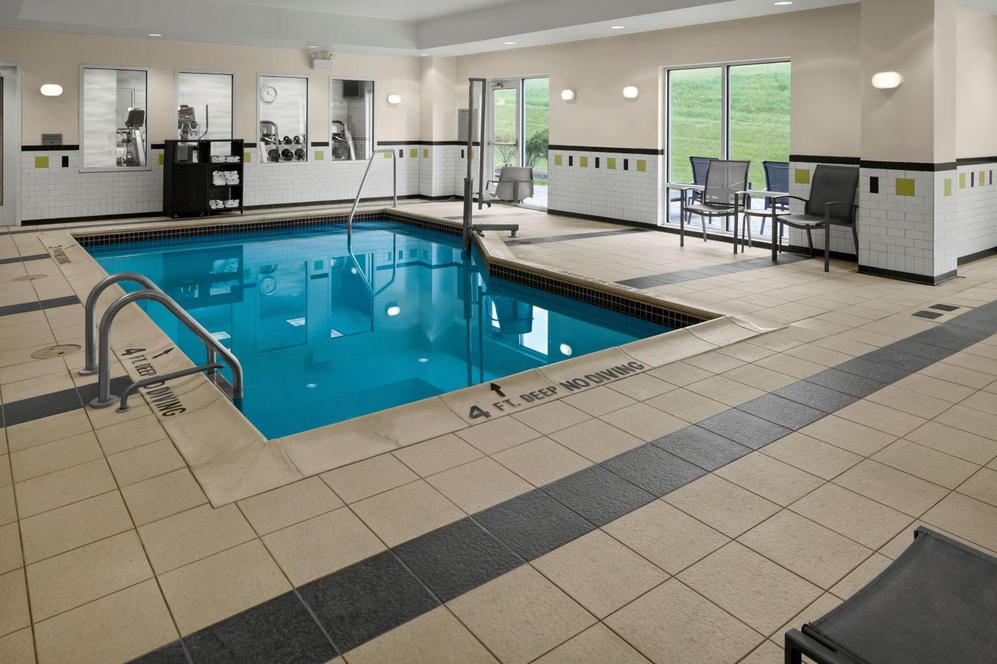 Fairfield Inn & Suites Bedford Eksteriør bilde